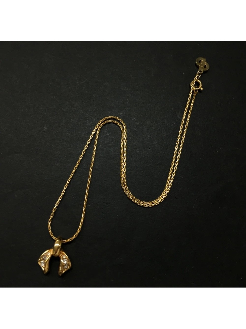 Vintage Christian Dior Crystal Ribbon Horseshoe Pendant Necklace Gold👝